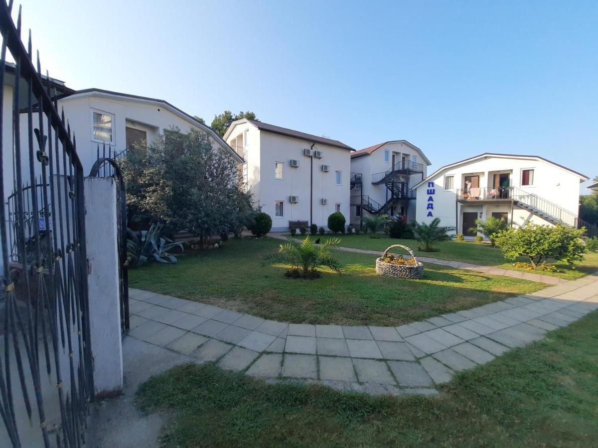 بيزوندا Hotel Pshada المظهر الخارجي الصورة